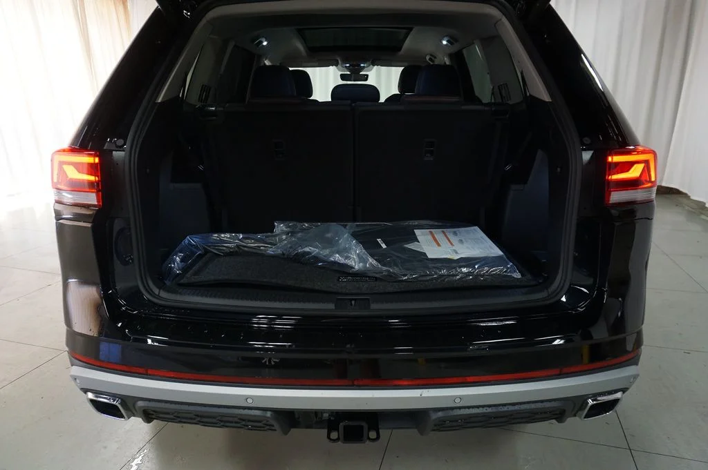 New 2026 Black Volkswagen 2.0T Peak Edition image 32