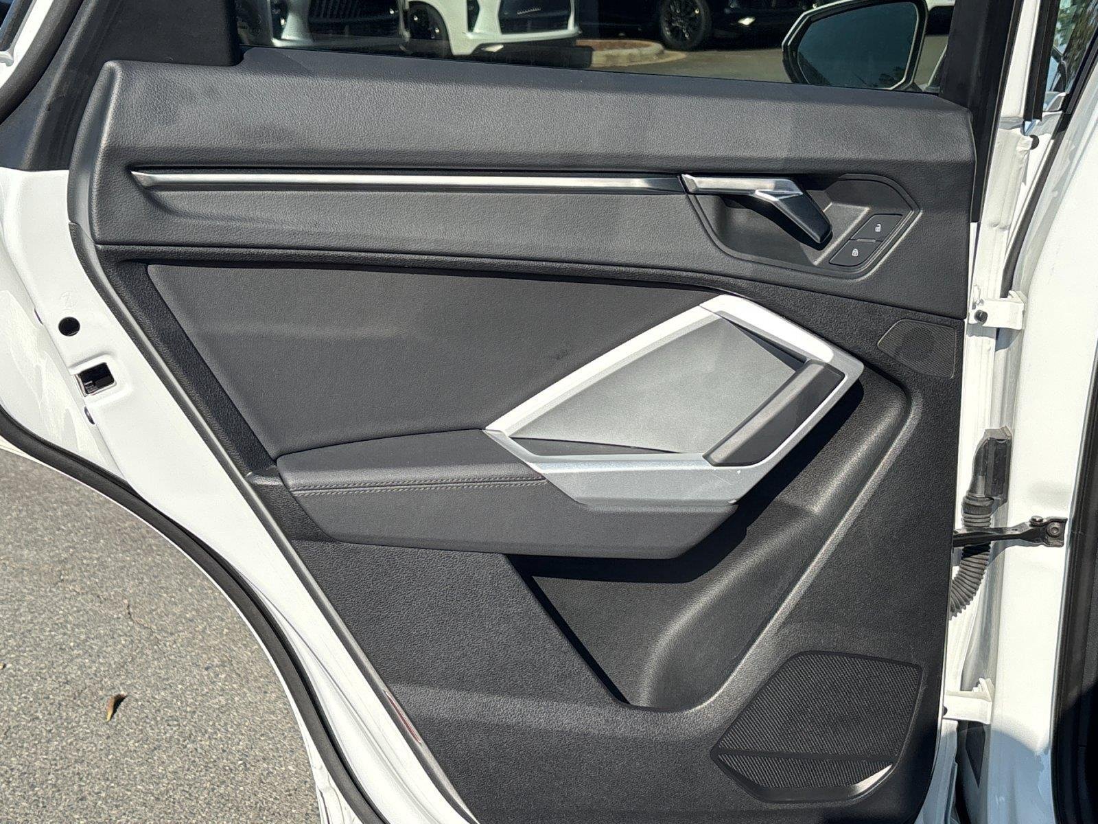 Used 2025  Audi S line Premium image 31