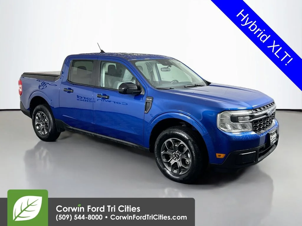 Used 2024 Blue Ford XLT image 1