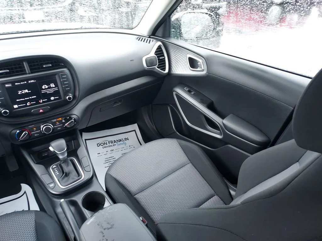 Used 2025 Black Kia LX image 11