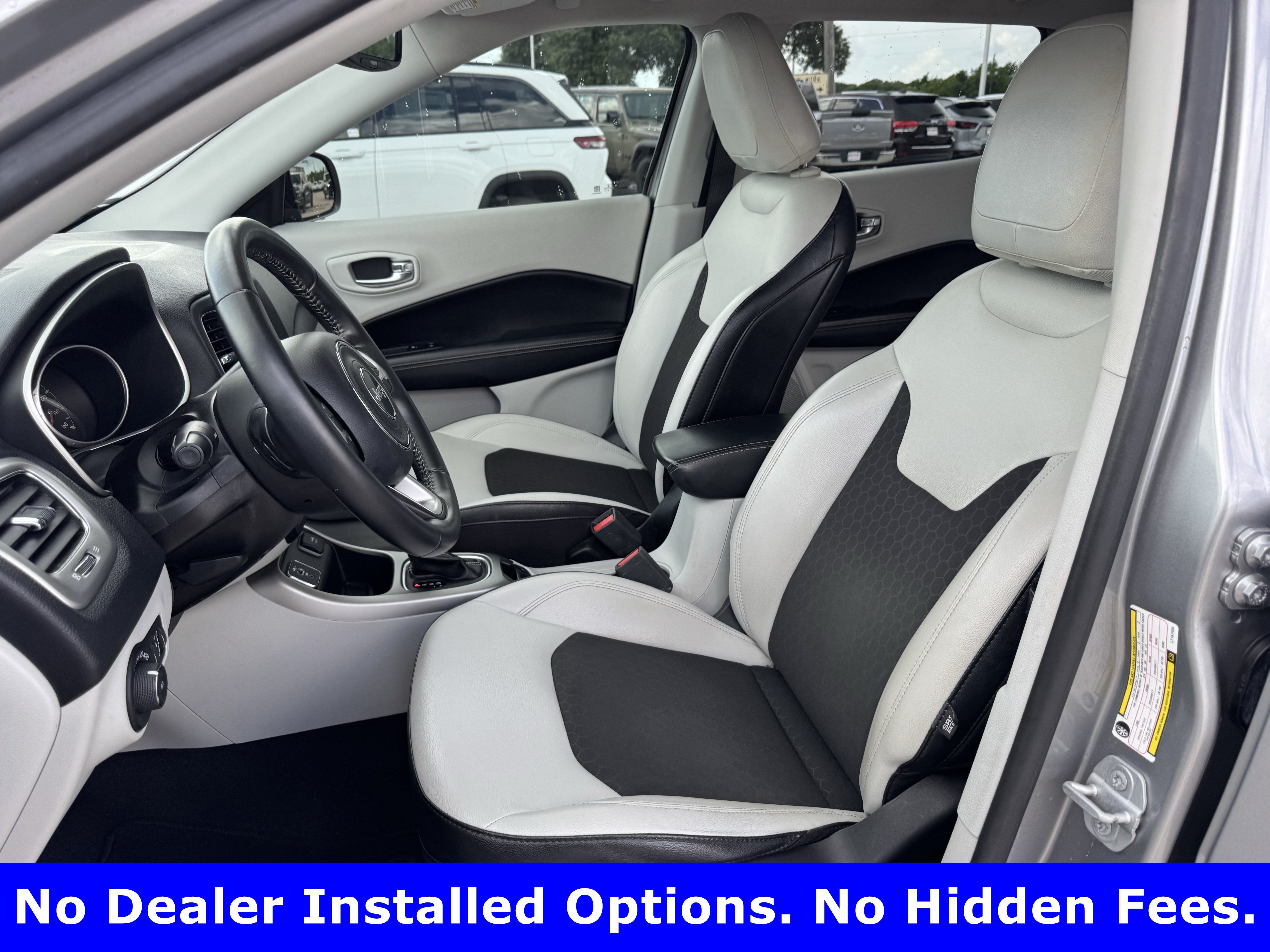 Used 2020 Billet Silver Metallic Clearcoat Jeep Latitude image 26