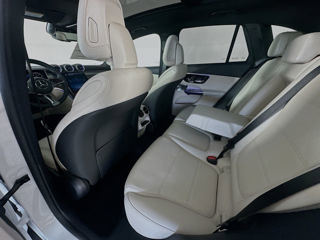 New 2026 MANUFAKTUR Moonlight White Metallic Mercedes-Benz GLC 300 image 56