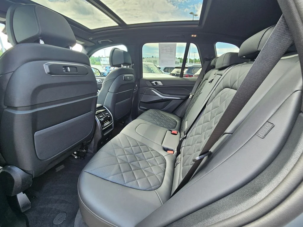 Certified Used 2026 Skyscraper Grey Metallic BMW M60i image 20