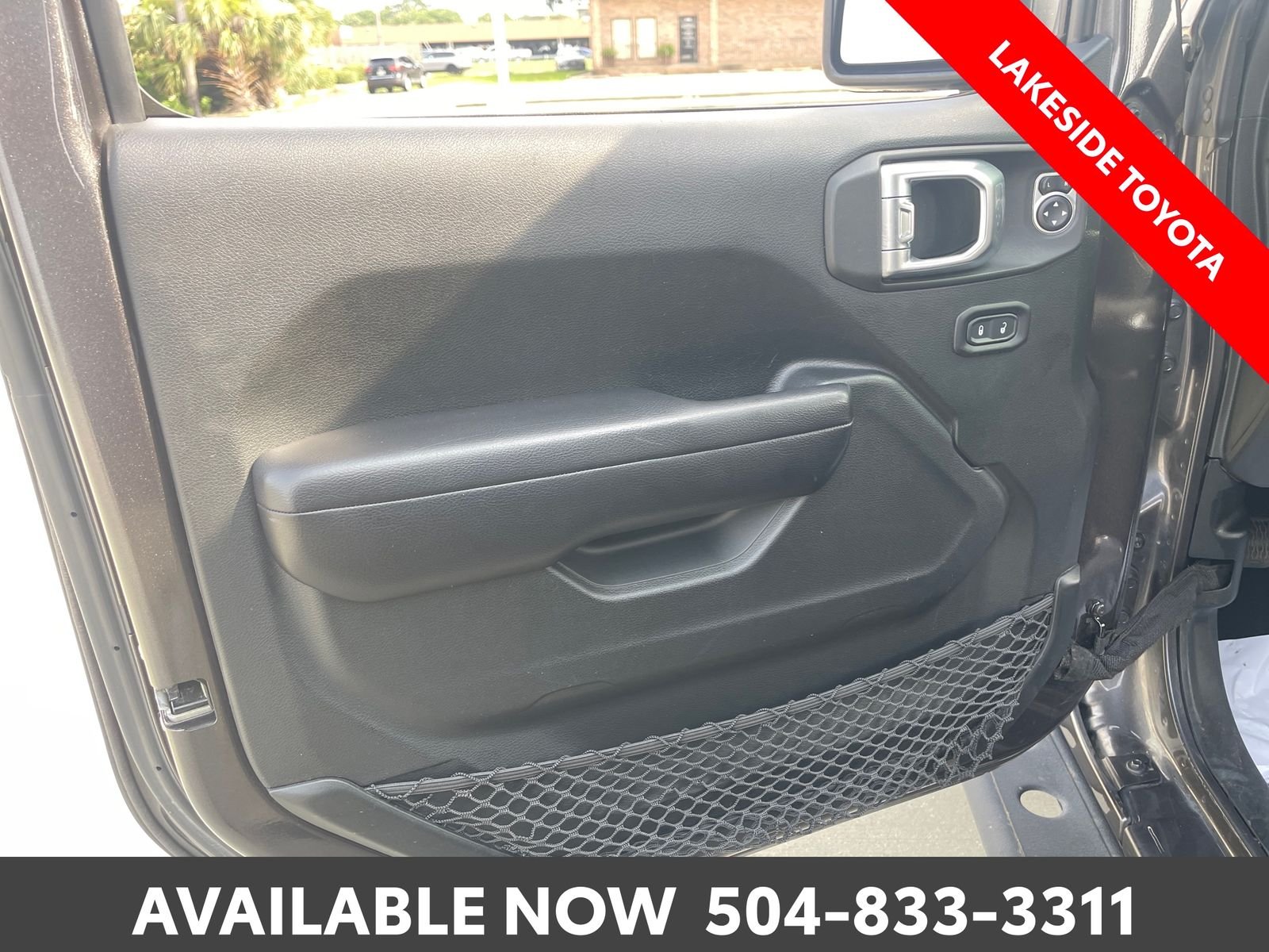 Used 2019 Gray Jeep Unlimited Sport S image 19