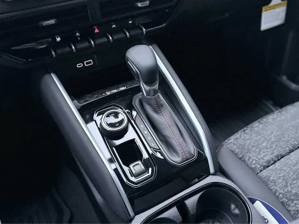 2026 Chevrolet Colorado Z71 - Photo 30