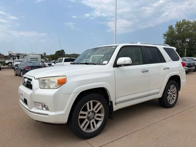 Used 2012  Toyota SR5 image 6