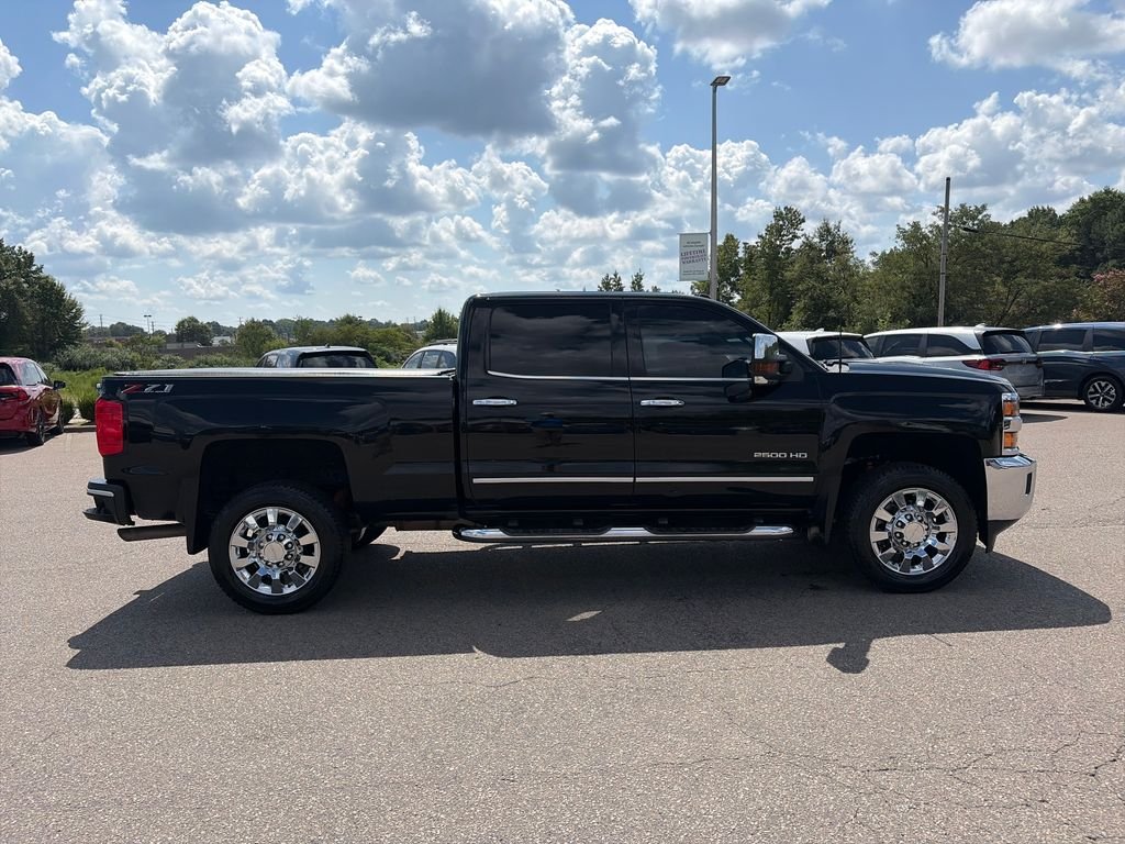Used 2018 Black Chevrolet LTZ image 6