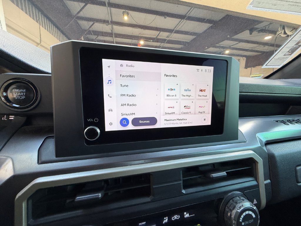 Used 2024  Toyota SR5 image 21