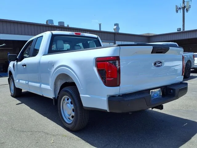 New 2026 Oxford White Ford XL image 4