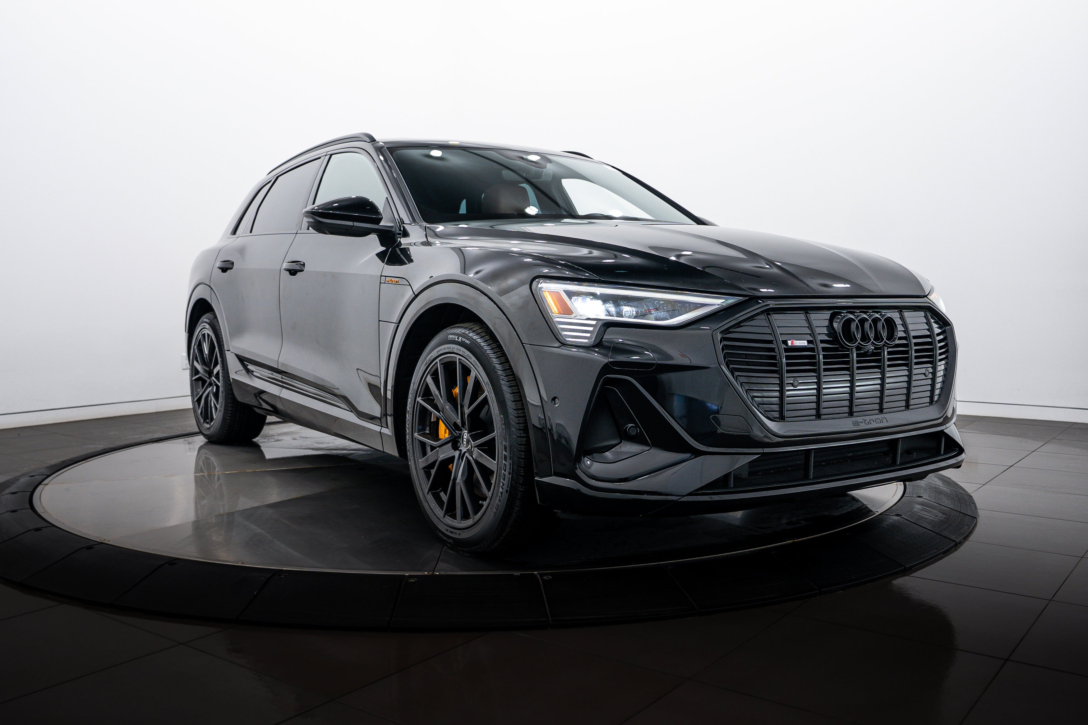 Certified 2022 Audi e-tron Chronos with VIN WA1VABGE1NB015693 for sale in Highland Park, IL