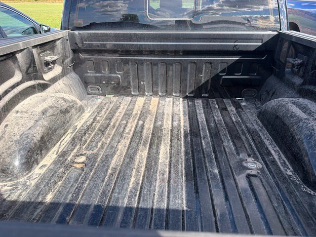 Used 2022 Black Ford XLT image 9