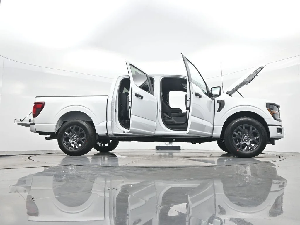 New 2026 Oxford White Ford STX® image 47