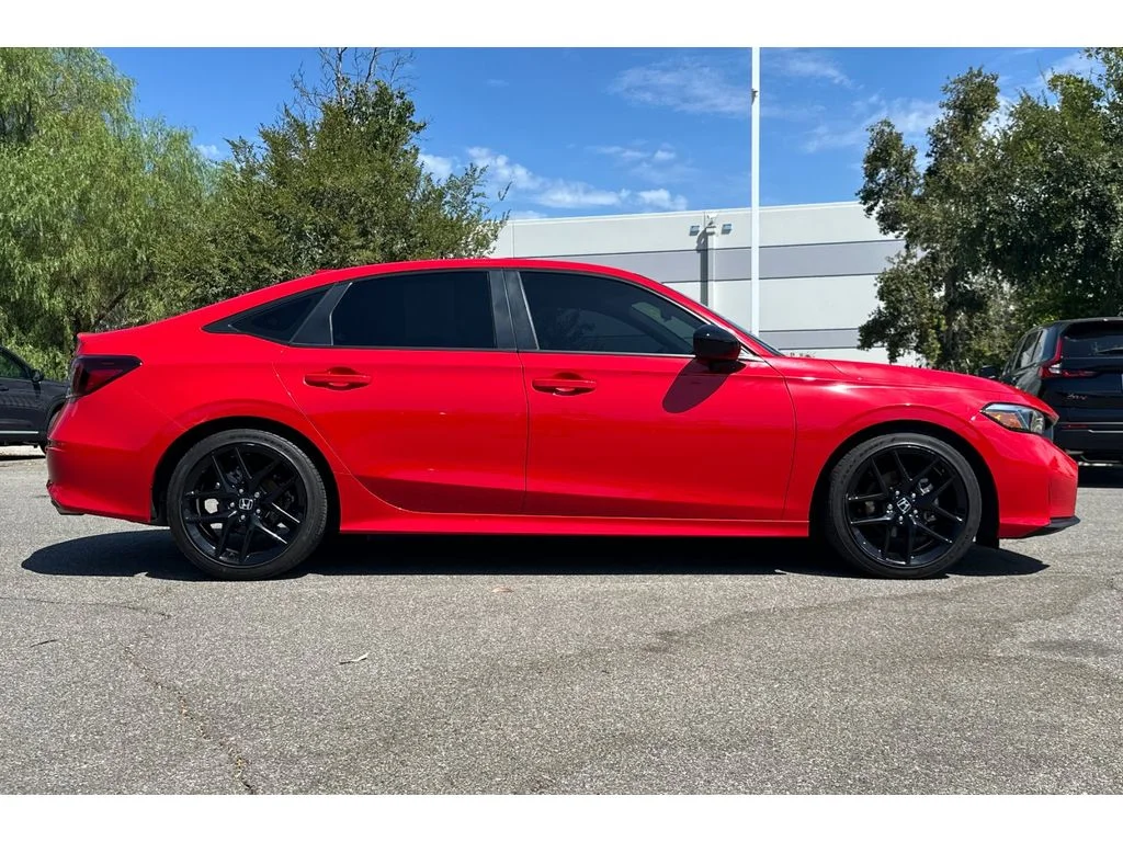Used 2025 Rallye Red Honda Sport image 7