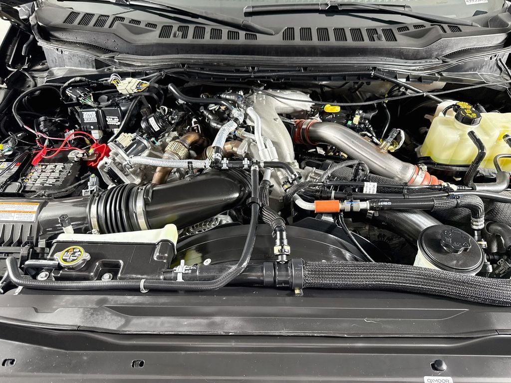 Used 2024 Carbonized Gray Metallic Ford LARIAT image 31