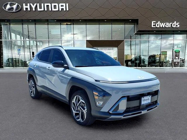 New 2026 Gray Hyundai SEL Premium image 4