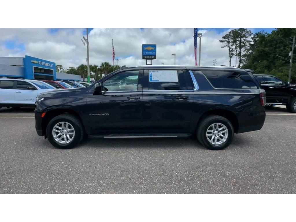 Used 2024 Dark Ash Metallic Chevrolet LT image 5