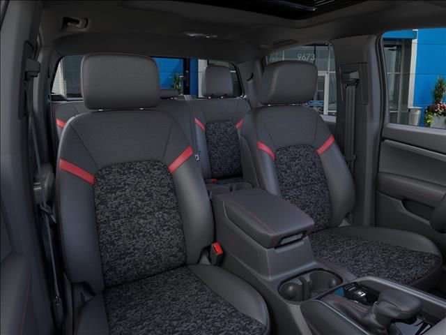 2025 Chevrolet Colorado Z71 - Photo 16