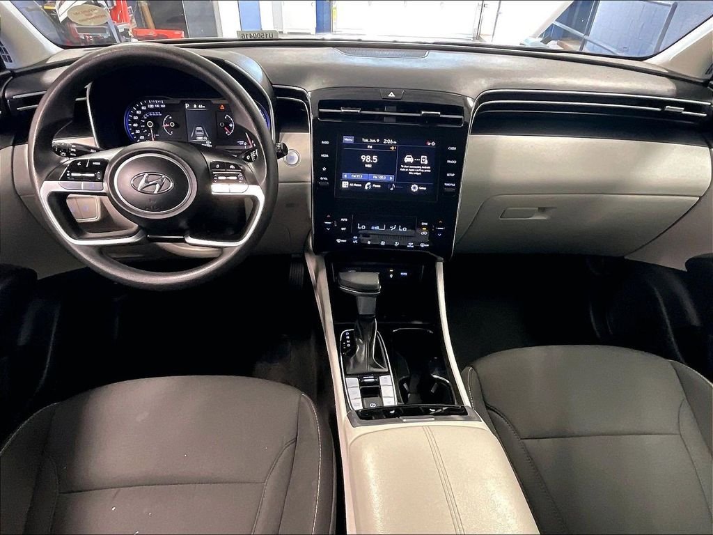 Used 2024 Silver Hyundai SEL image 22