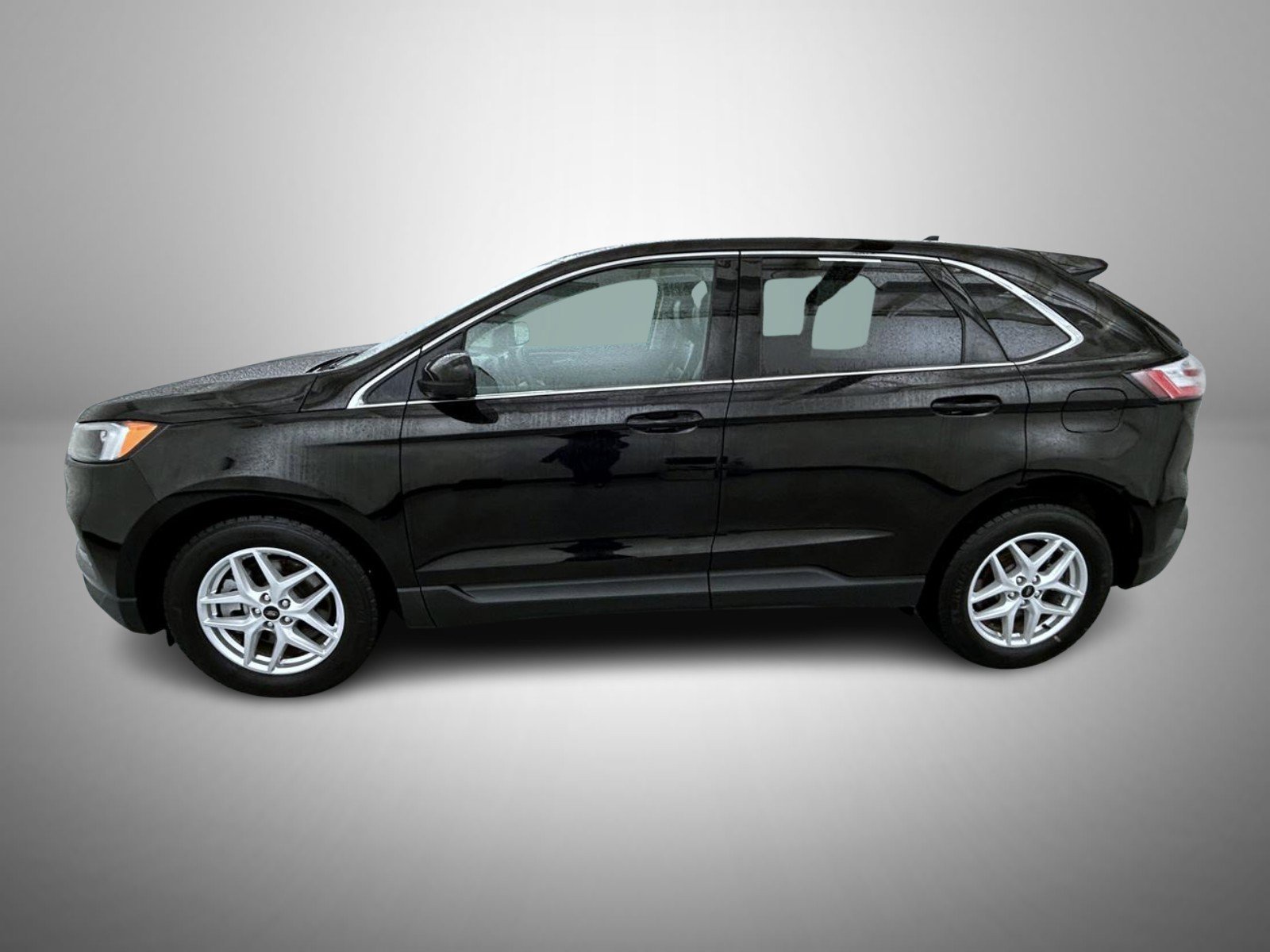 Used 2024 Black Ford SEL image 8