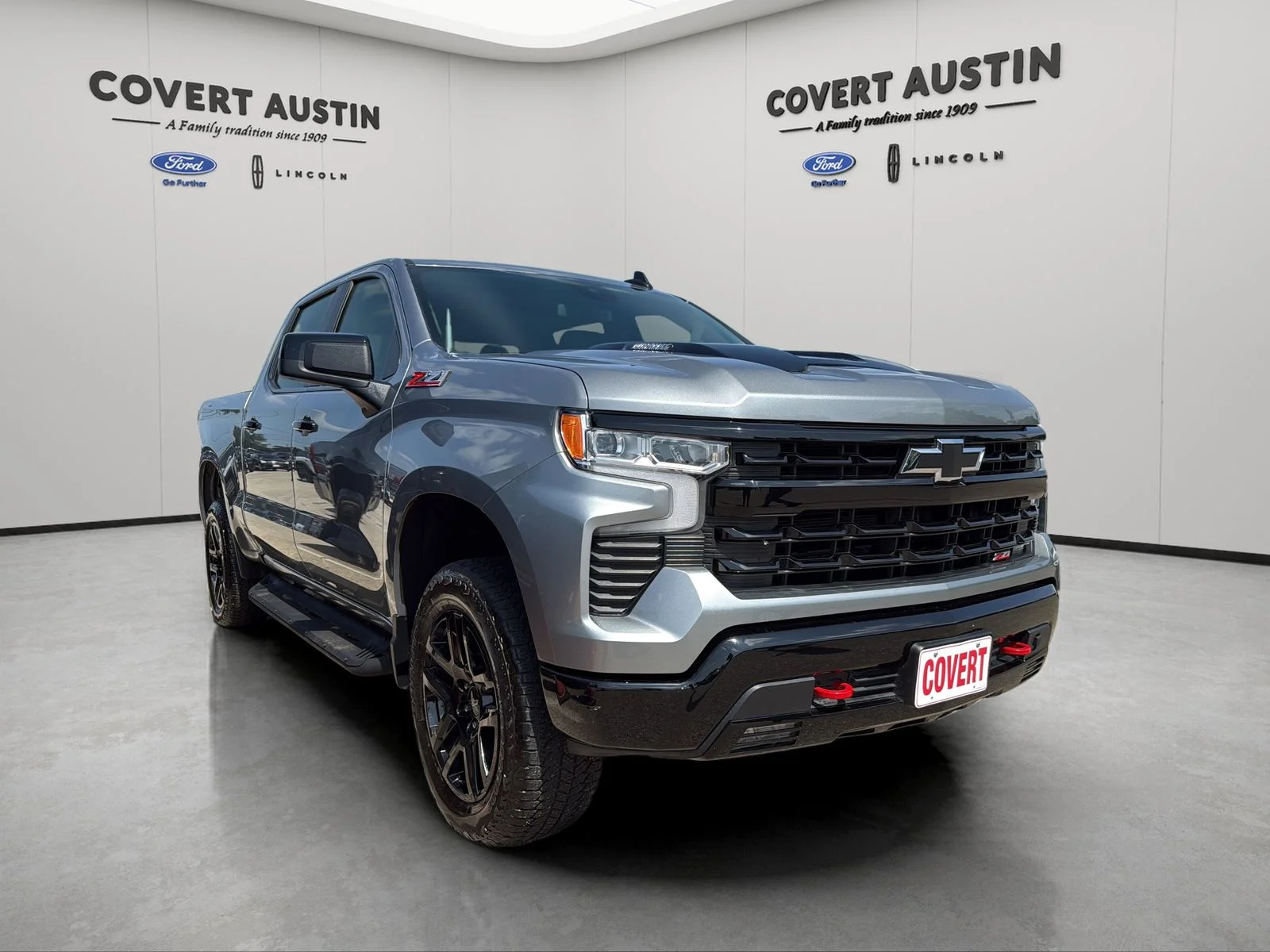 Used 2026 Gray Chevrolet LT Trail Boss image 7