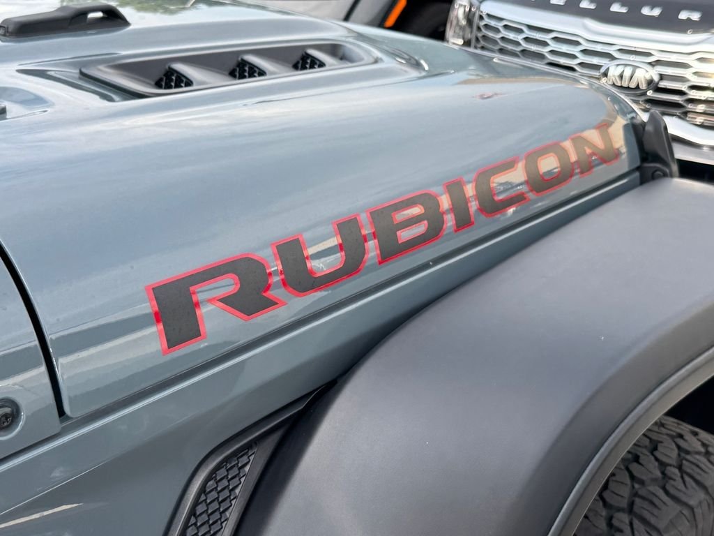 Used 2025 Gray Jeep Rubicon image 18