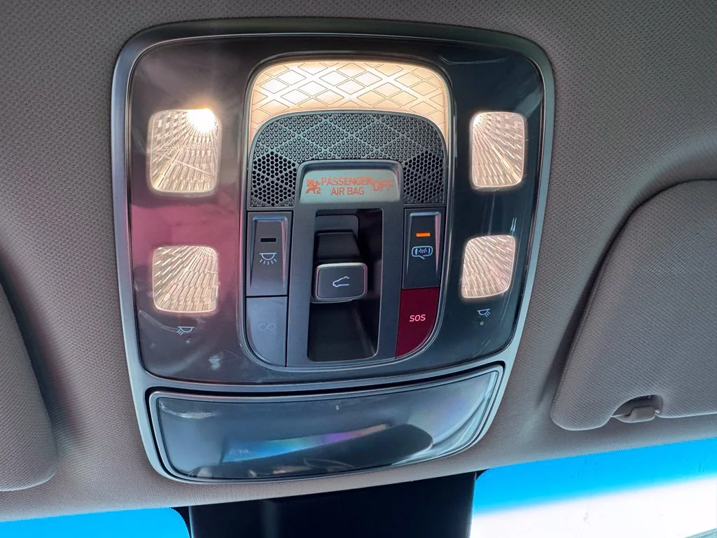 Used 2025 Blue Genesis 2.5T image 17