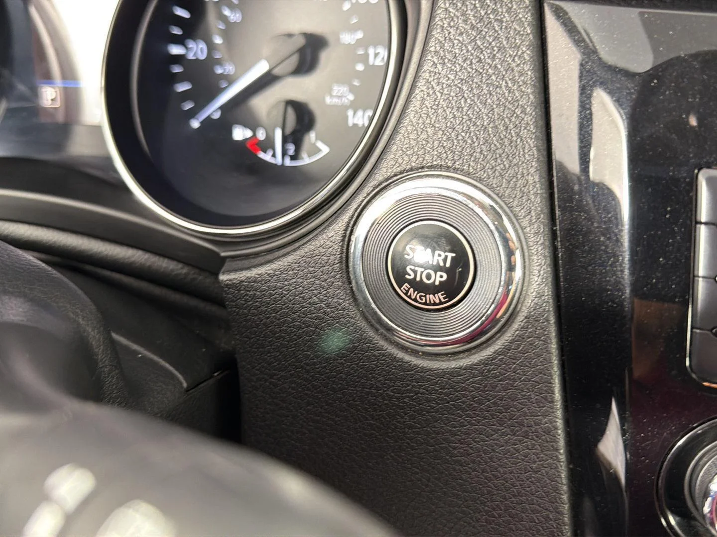 Used 2022 Magnetic Black Pearl Nissan SV image 28