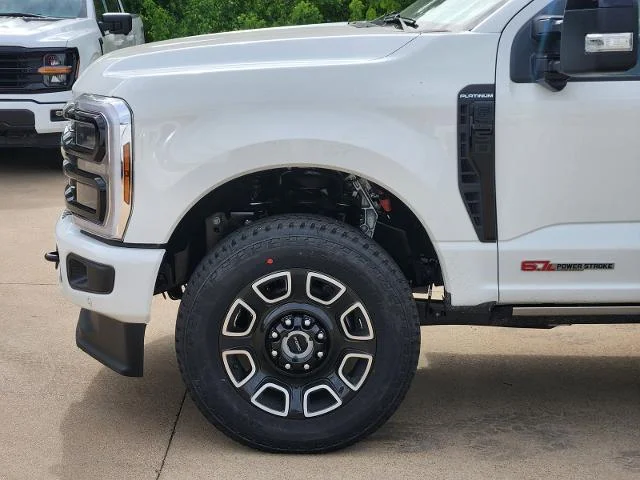 New 2026 Star White Metallic Tri-Coat Ford F-250® Platinum® image 29