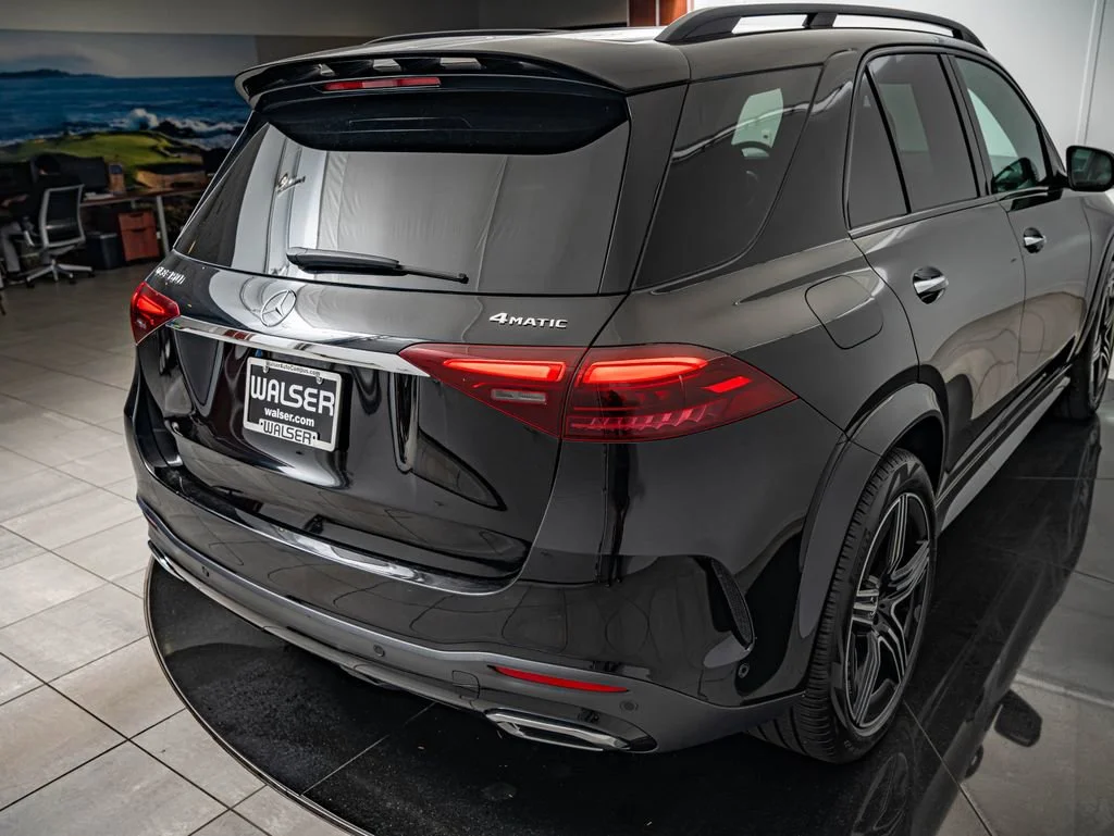 Used 2025 Obsidian Black Metallic Mercedes-Benz GLE 350 image 16