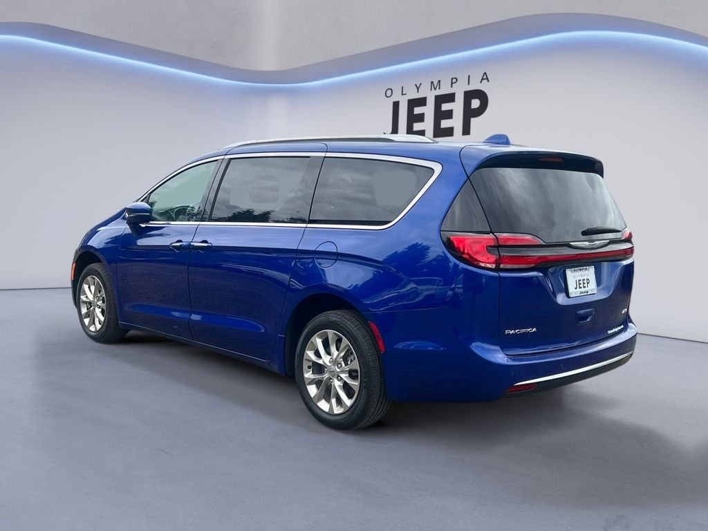 Used 2021 Blue Chrysler Touring L image 2