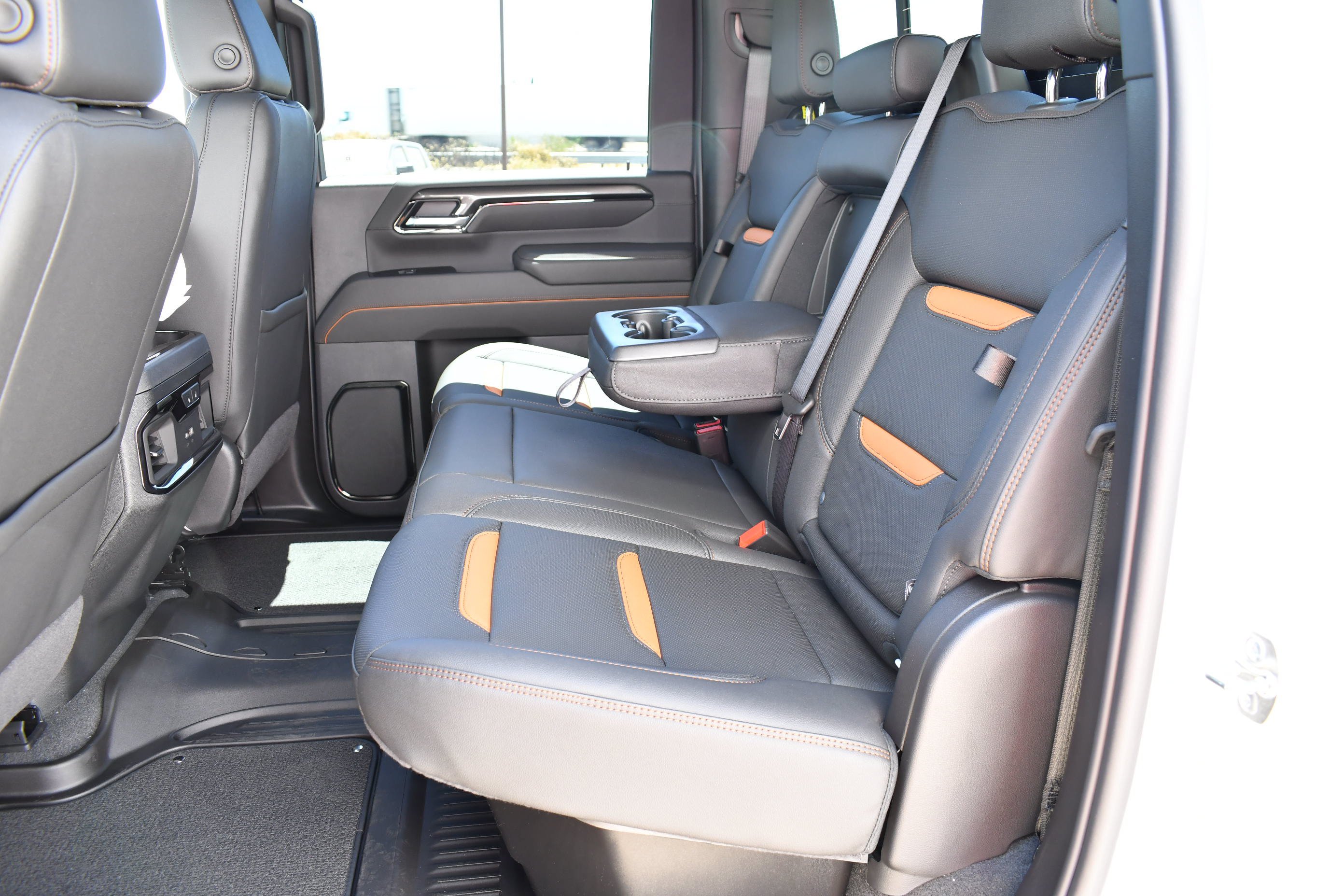 2026 GMC Sierra 2500HD AT4 - Photo 32