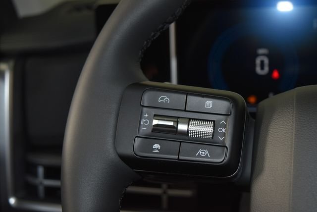 New 2027 Gray Hyundai SE AWD image 16