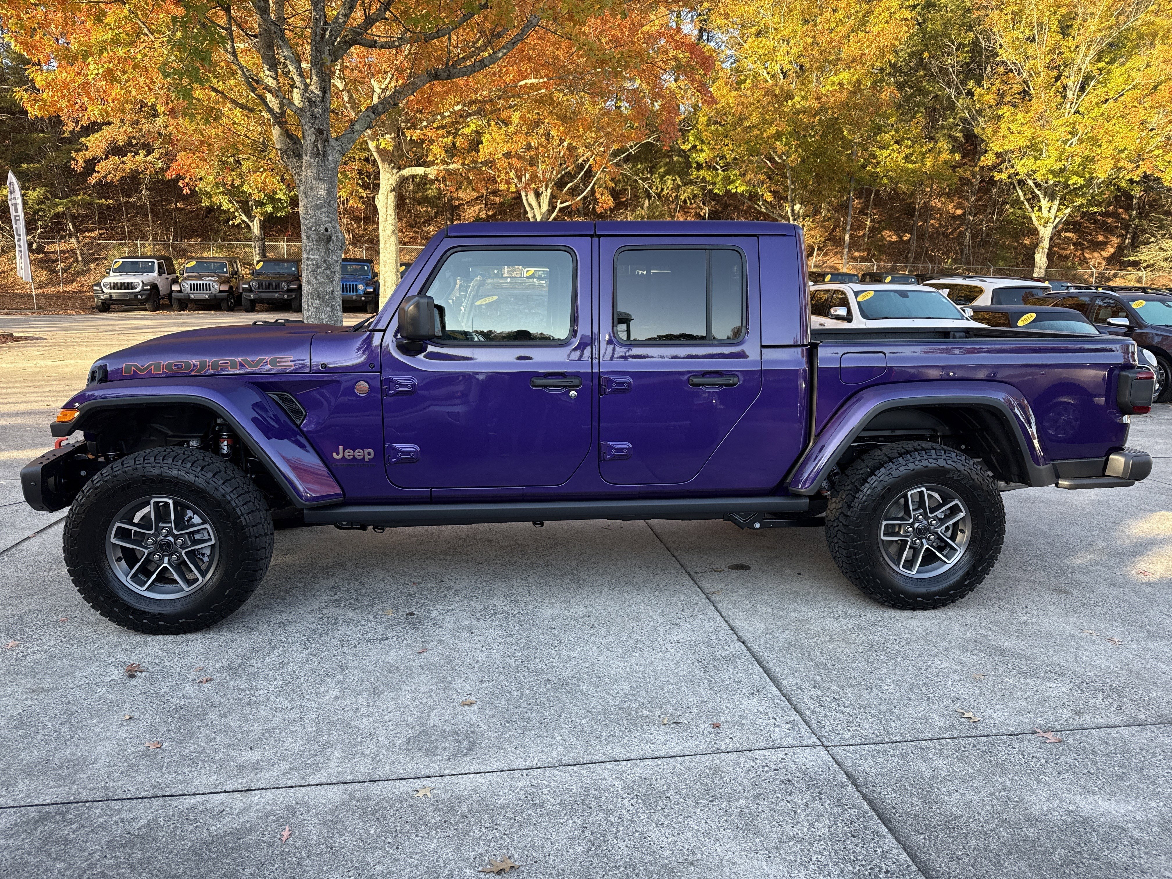New 2026 Reign Jeep Mojave X image 4