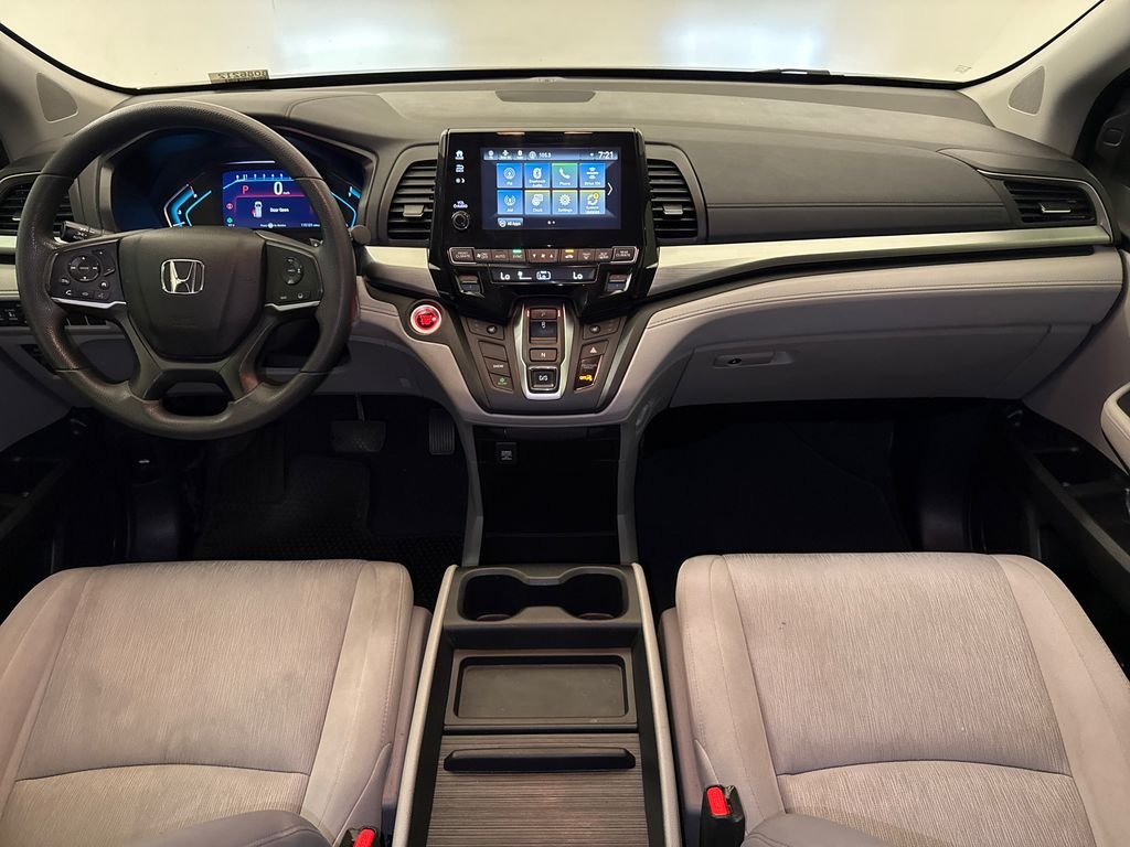 Used 2018 Modern Steel Metallic Honda EX image 13