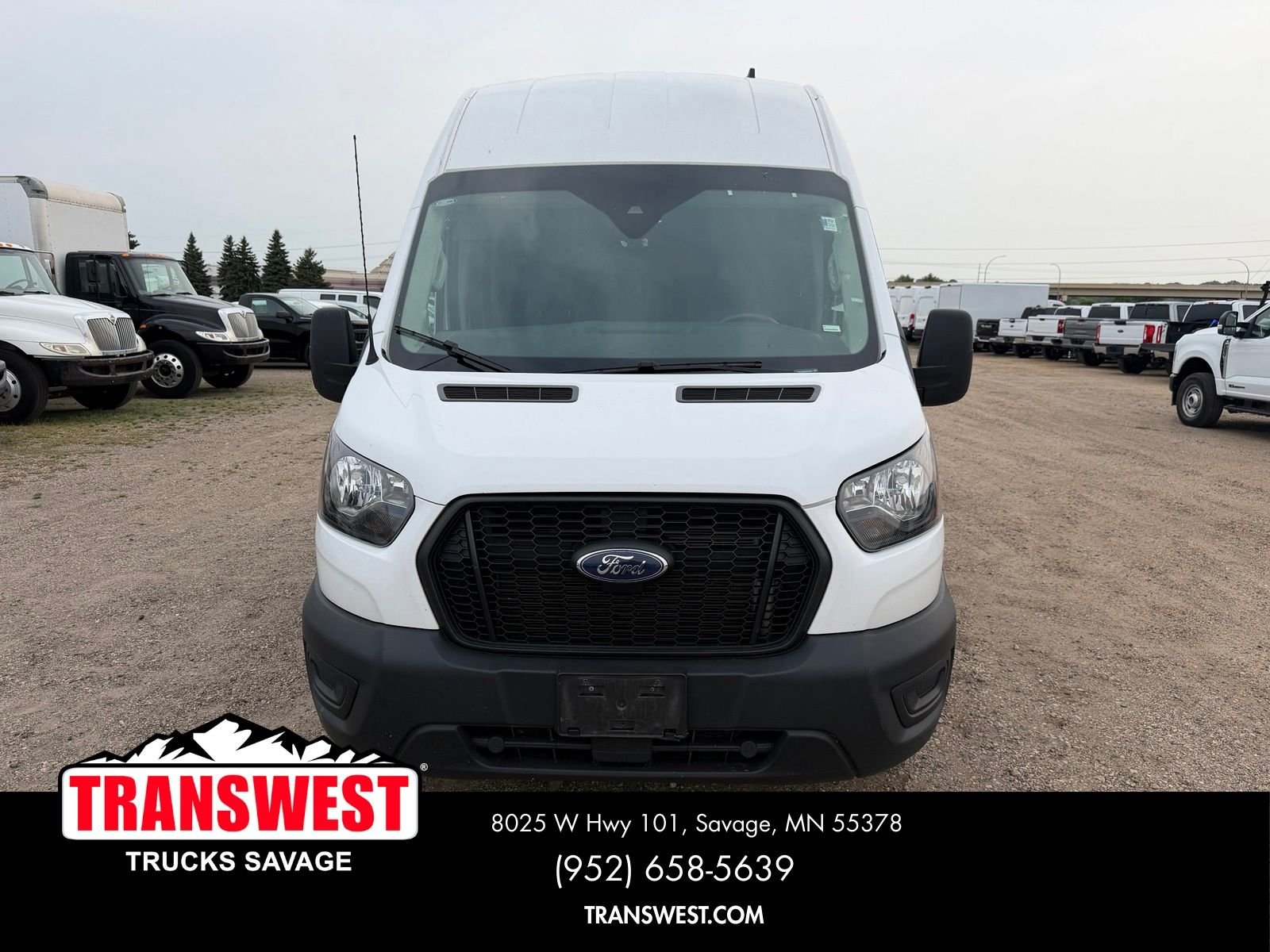 Used 2023 White Ford Base image 8