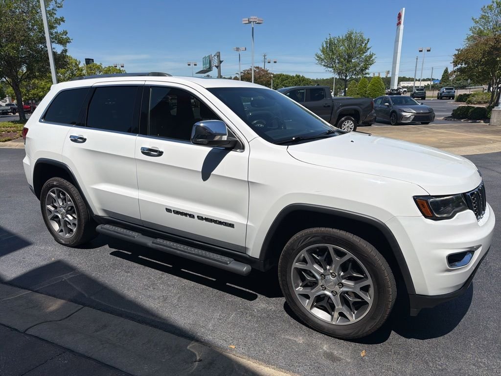 2022 Jeep Grand Cherokee Limited's photo