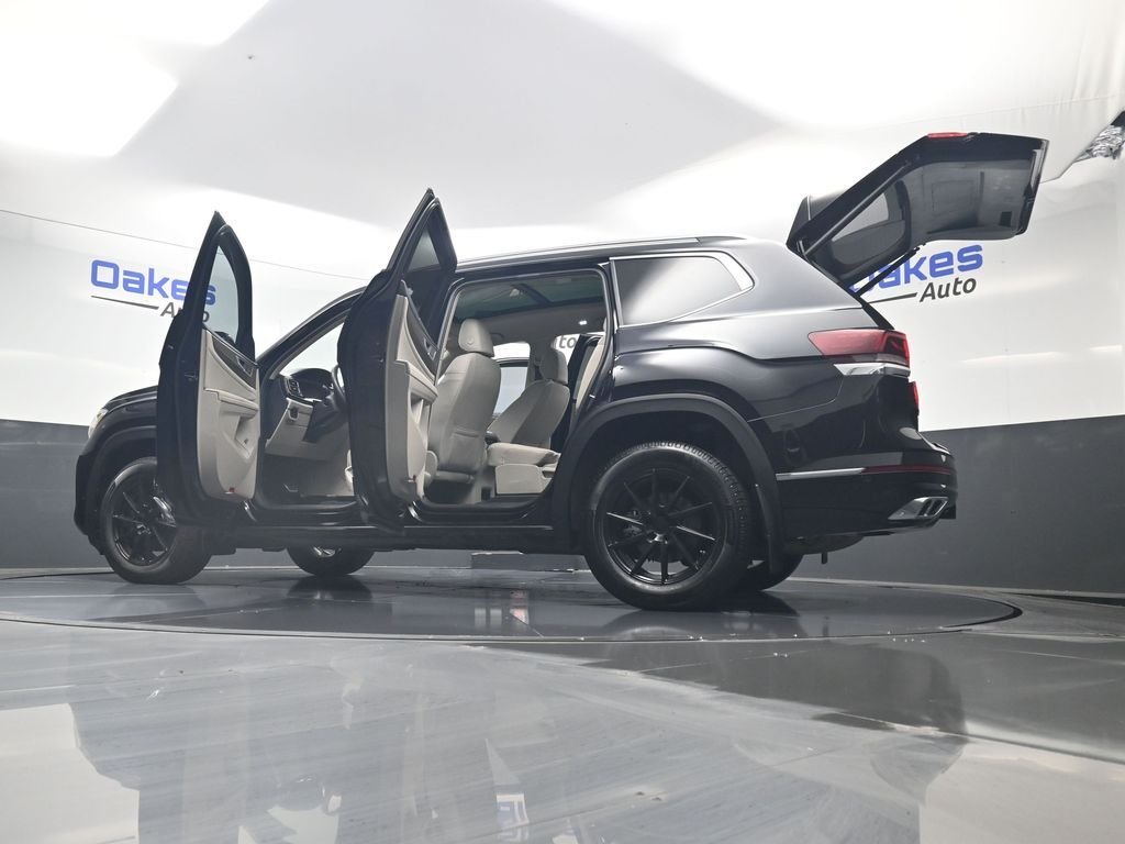 Used 2024 Deep Black Volkswagen 2.0T SEL Premium R-Line image 65