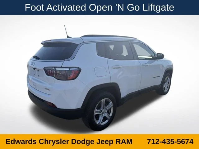 Certified Used 2023 White Jeep Latitude image 8