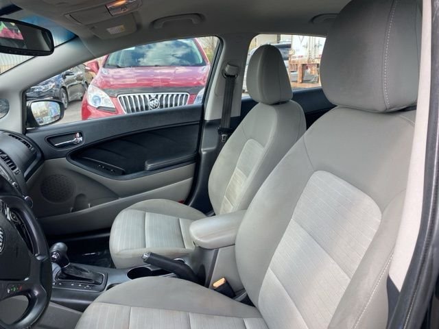 2015 Kia Forte EX - Photo 9