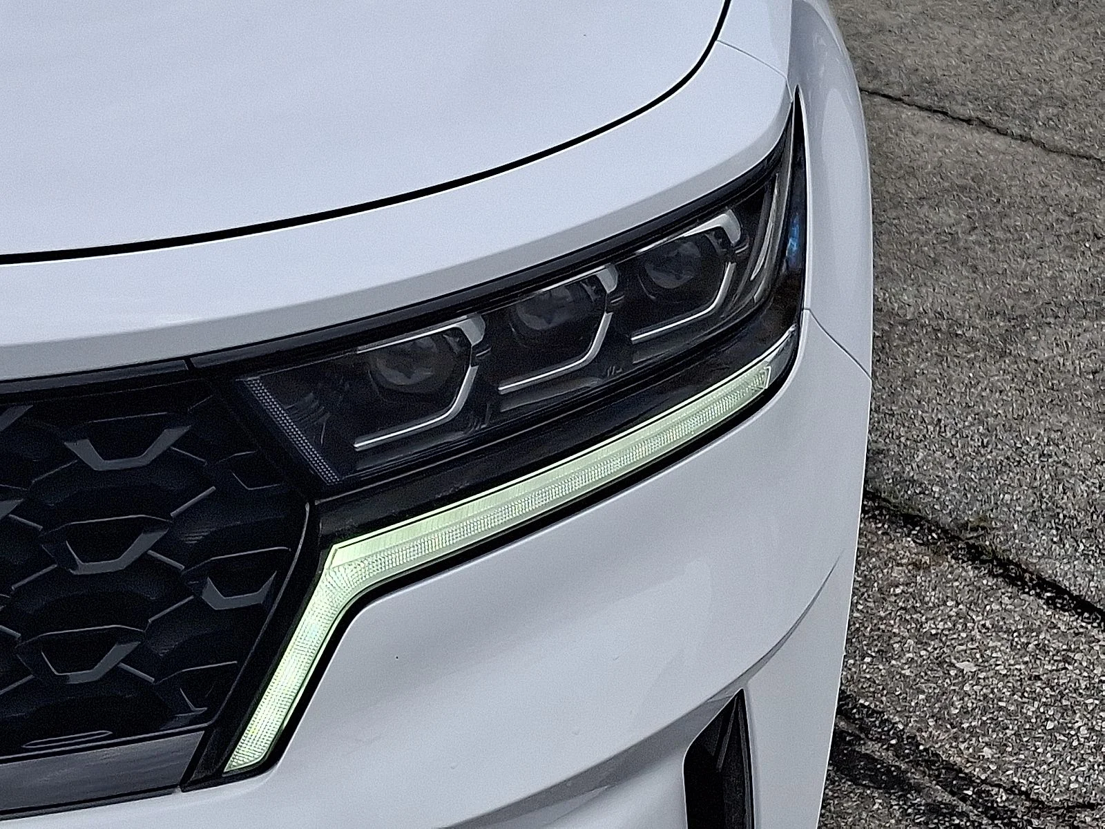 Certified Used 2021 White Kia SX image 9