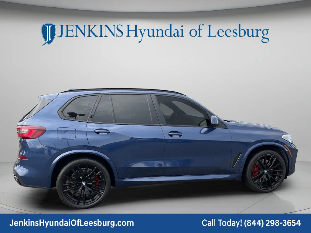 Used 2023 Blue BMW M50i image 4