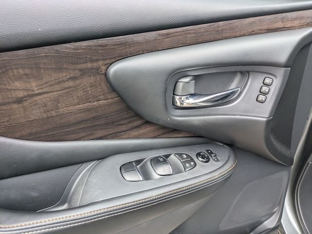 Used 2024 Gray Nissan Platinum image 24