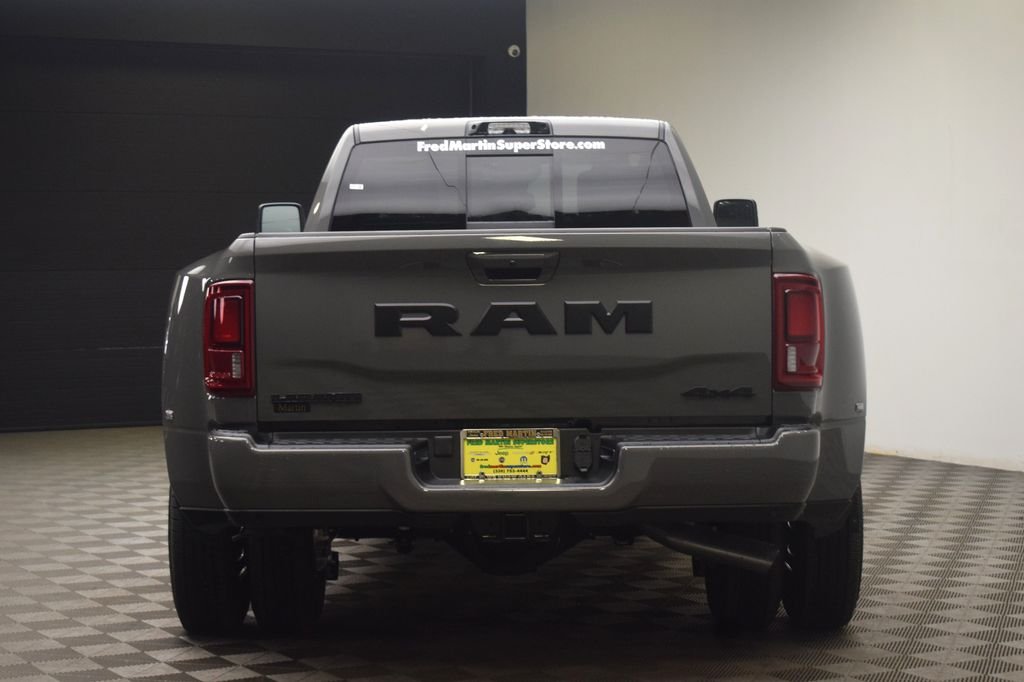 New 2026 Ceramic Gray Clear-Coat Exterior Paint RAM Laramie image 12