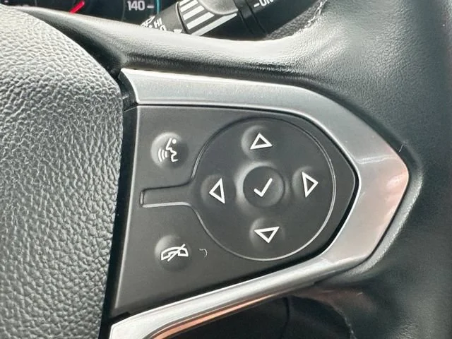Used 2023 Mosaic Black Metallic Chevrolet LT Cloth image 20