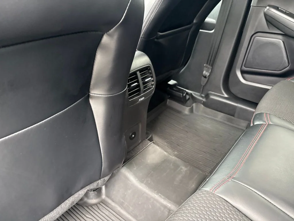 Used 2024 Blue Ford ST-Line image 39