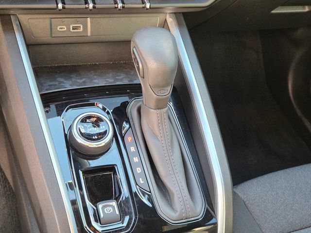 2024 Chevrolet Colorado Trail Boss - Photo 23