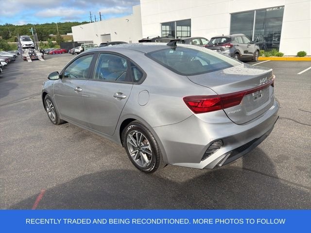 Used 2023 Gray Kia LXS image 4