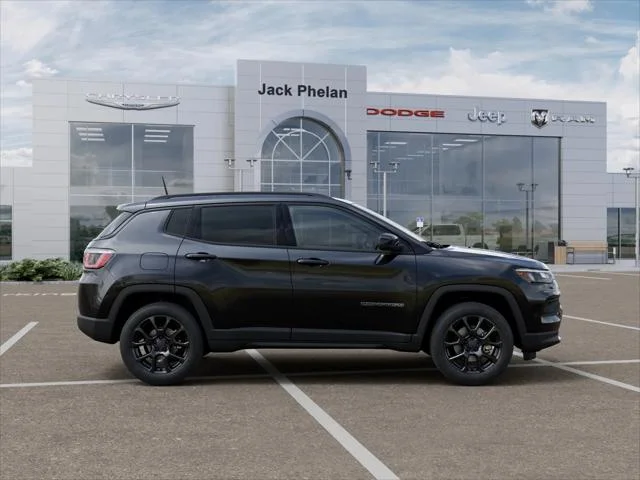 New 2026 Diamond Black Crystal Pearl-Coat Exterior Paint Jeep Latitude image 47