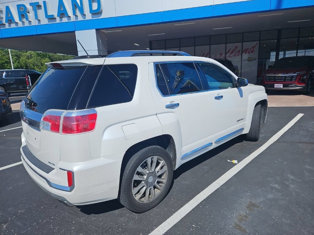 Used 2016 WHITE FROST TRICOAT GMC Denali image 6