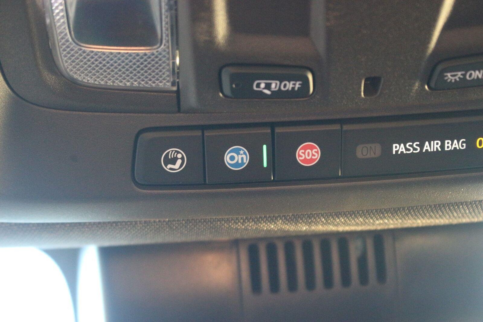 Used 2025 Cypress Gray Chevrolet LT image 33